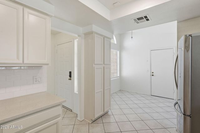 2338 W ORCHID Lane, Chandler, AZ 85224