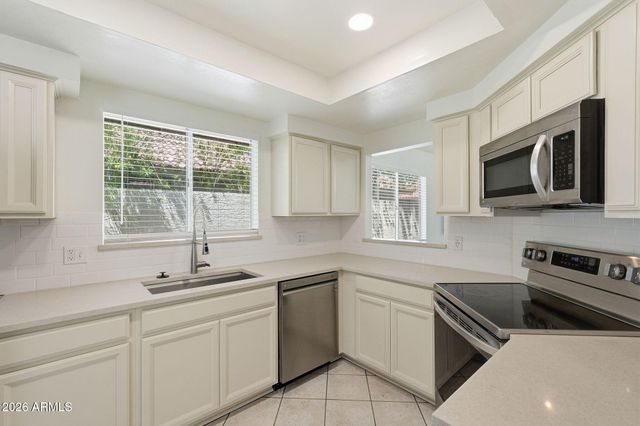 2338 W ORCHID Lane, Chandler, AZ 85224