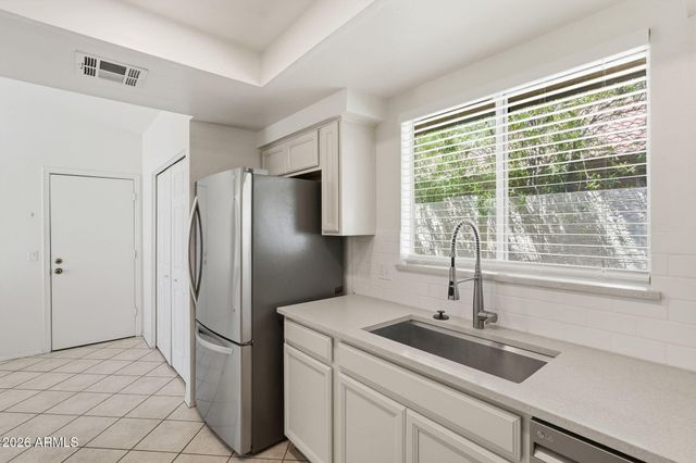 2338 W ORCHID Lane, Chandler, AZ 85224