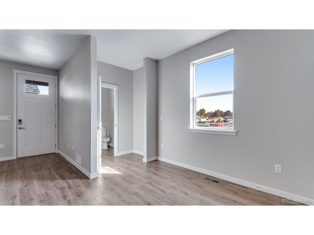 22524 E 6th Pl, Aurora, CO 80018