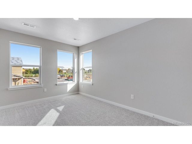 22524 E 6th Pl, Aurora, CO 80018