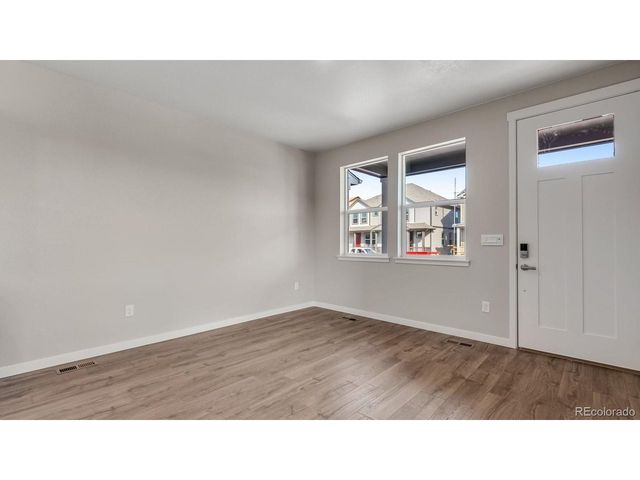 22524 E 6th Pl, Aurora, CO 80018