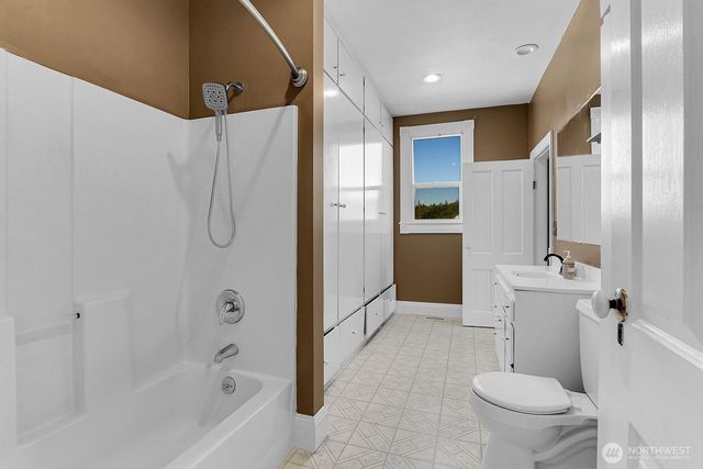 4101 Norman Road, Stanwood, WA 98292