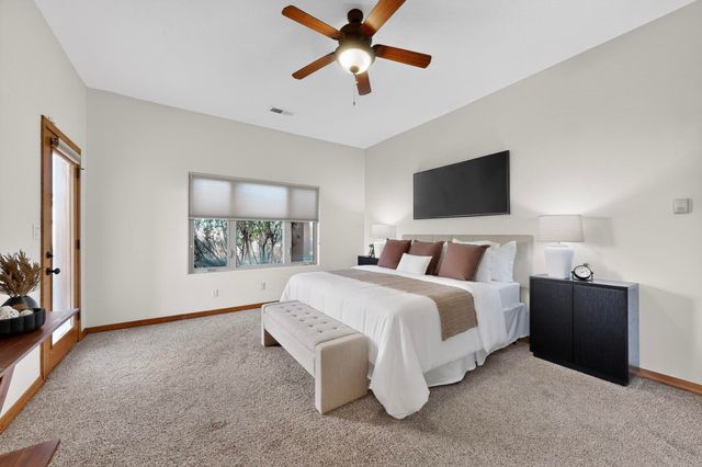 6533 Nagoya Road NE, Rio Rancho, NM 87144