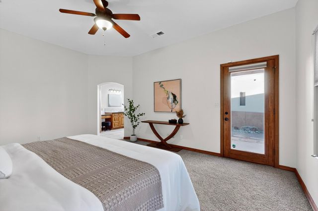 6533 Nagoya Road NE, Rio Rancho, NM 87144