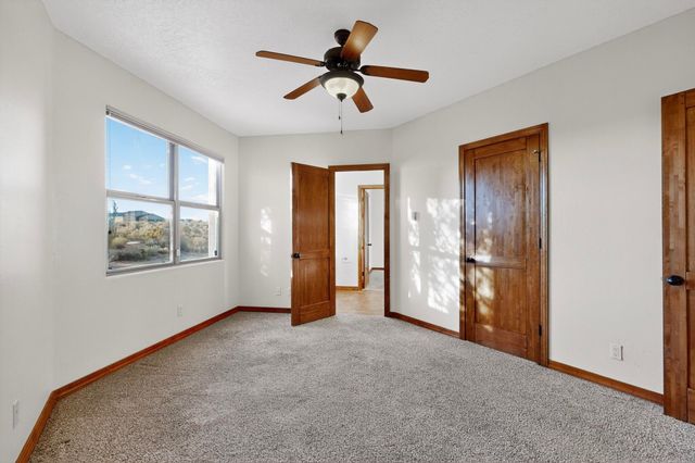 6533 Nagoya Road NE, Rio Rancho, NM 87144