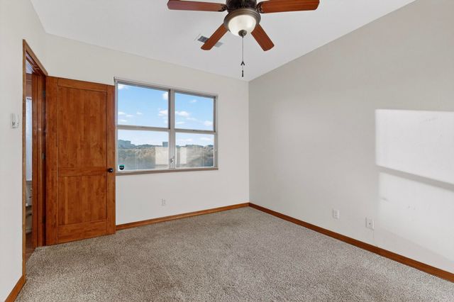 6533 Nagoya Road NE, Rio Rancho, NM 87144