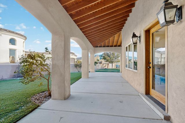 6533 Nagoya Road NE, Rio Rancho, NM 87144