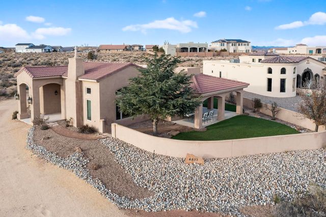 6533 Nagoya Road NE, Rio Rancho, NM 87144