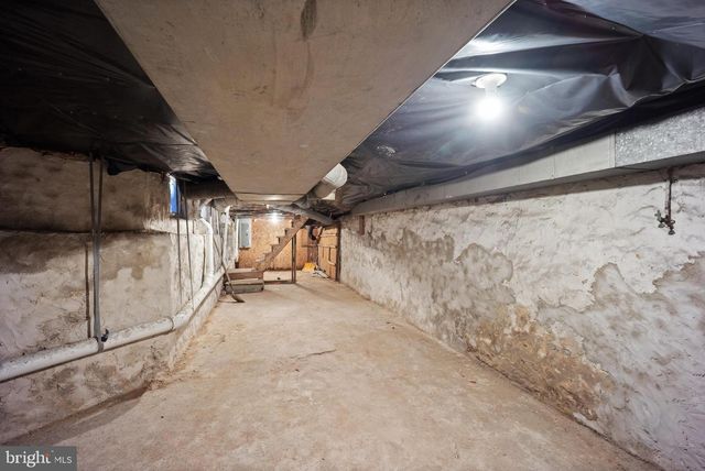 1327 W 6TH ST, Wilmington, DE 19805