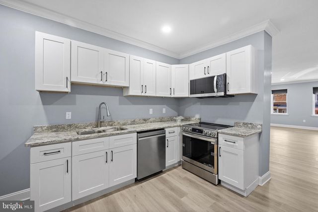 1327 W 6TH ST, Wilmington, DE 19805