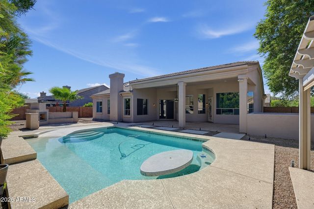9450 E NANCE Street, Mesa, AZ 85207