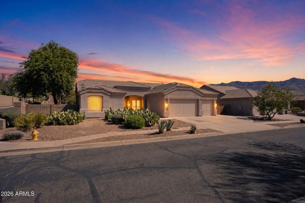 9450 E NANCE Street, Mesa, AZ 85207 — photo 2