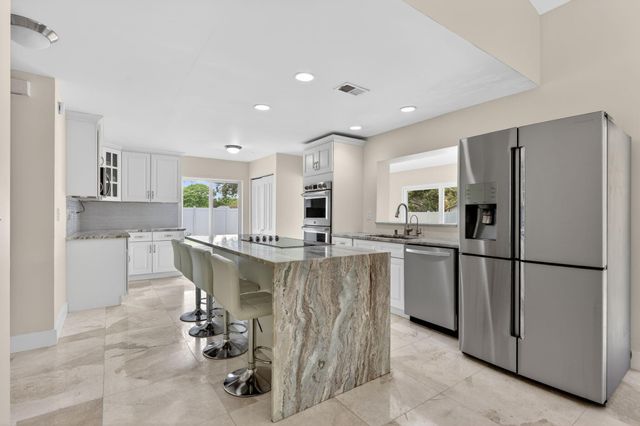 3943 NW 21 Street, Coconut Creek, FL 33066