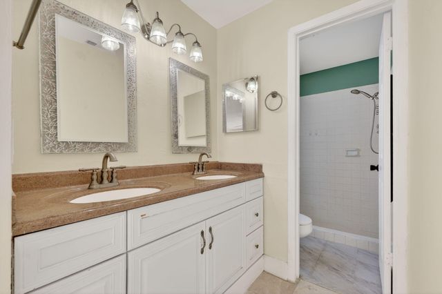 3943 NW 21 Street, Coconut Creek, FL 33066