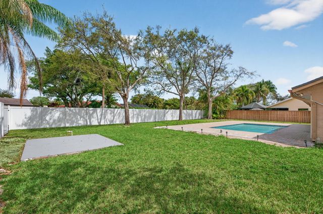 3943 NW 21 Street, Coconut Creek, FL 33066