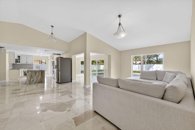 3943 NW 21 Street, Coconut Creek, FL 33066