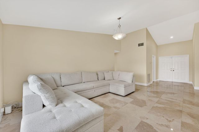 3943 NW 21 Street, Coconut Creek, FL 33066