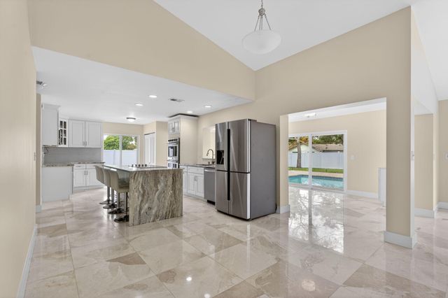 3943 NW 21 Street, Coconut Creek, FL 33066