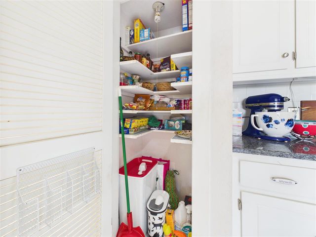 439 NW Chimney Creek Dr, Lawton, OK 73505