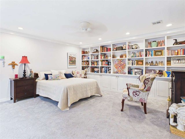 439 NW Chimney Creek Dr, Lawton, OK 73505