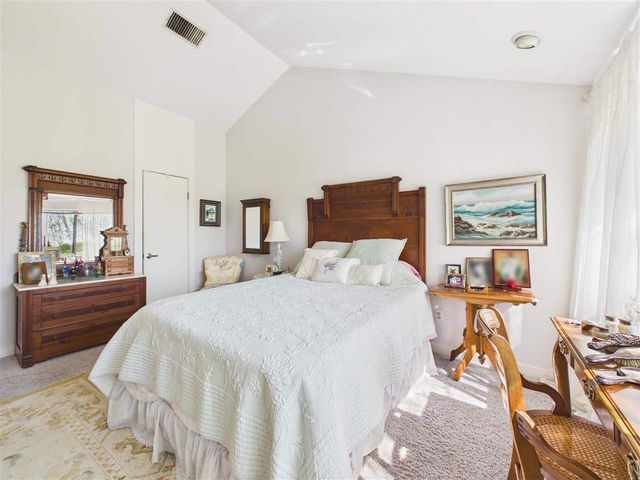 439 NW Chimney Creek Dr, Lawton, OK 73505