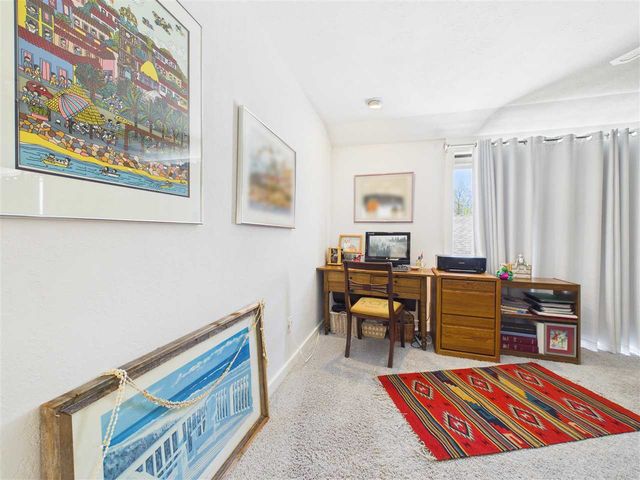 439 NW Chimney Creek Dr, Lawton, OK 73505