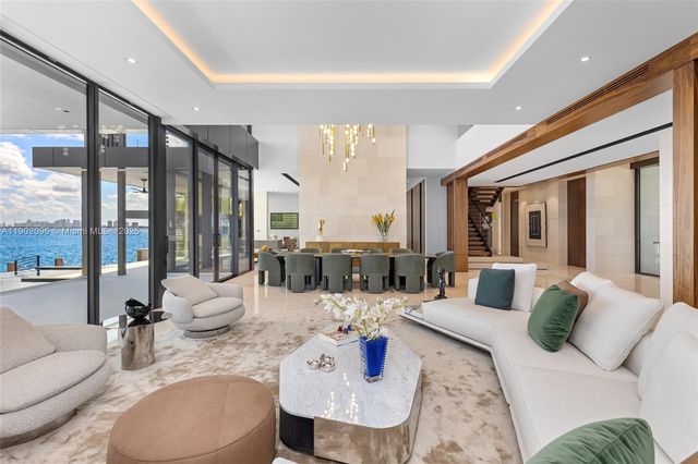 11404 N Bayshore Dr, North Miami, FL 33181