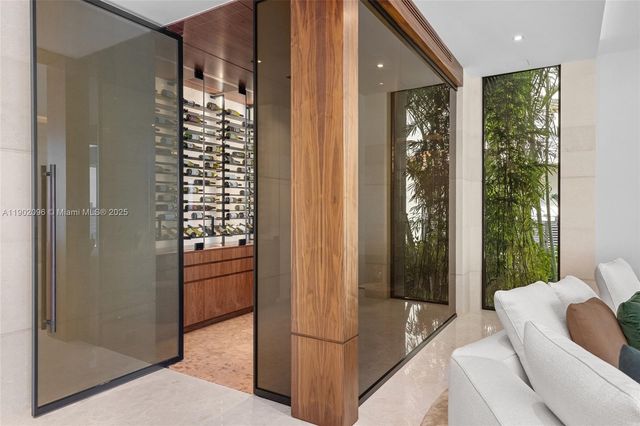 11404 N Bayshore Dr, North Miami, FL 33181