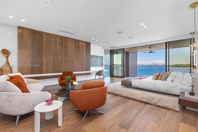 11404 N Bayshore Dr, North Miami, FL 33181