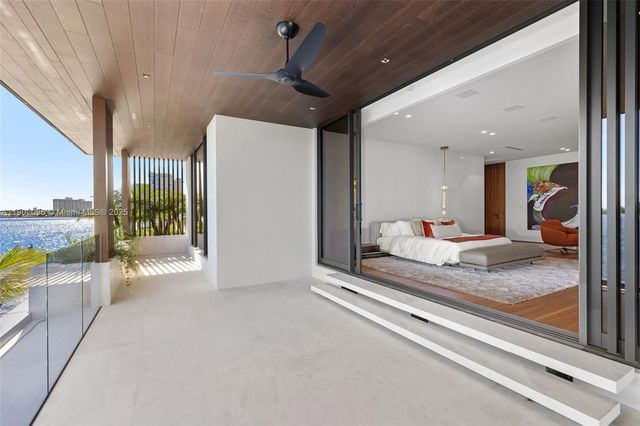 11404 N Bayshore Dr, North Miami, FL 33181