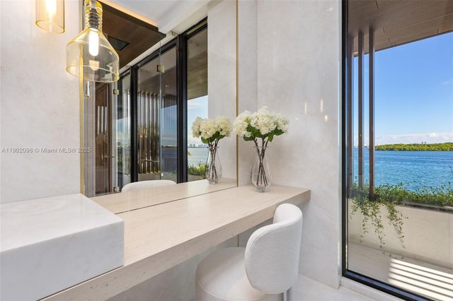 11404 N Bayshore Dr, North Miami, FL 33181