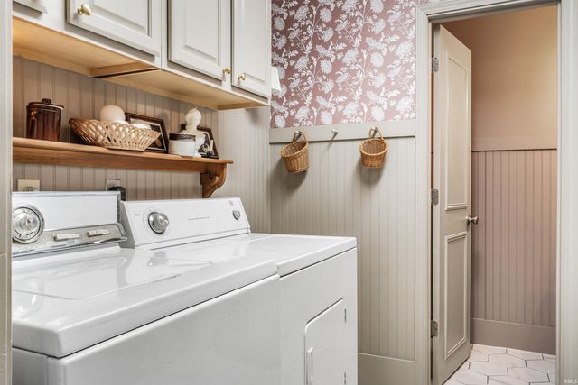 1007 Woodland Springs Place, Fort Wayne, IN 46825