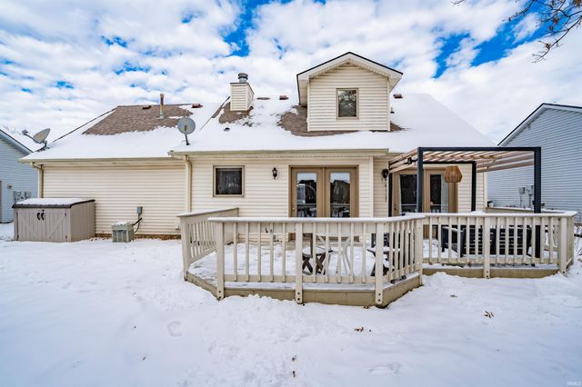 1007 Woodland Springs Place, Fort Wayne, IN 46825