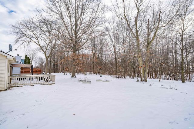 1007 Woodland Springs Place, Fort Wayne, IN 46825