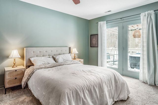 1007 Woodland Springs Place, Fort Wayne, IN 46825