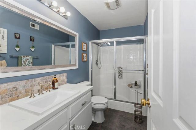 15458 Gatwick Avenue, Fontana, CA 92336
