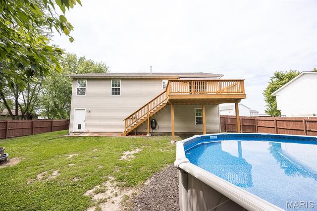 1156 Windshire Drive, Mascoutah, IL 62258
