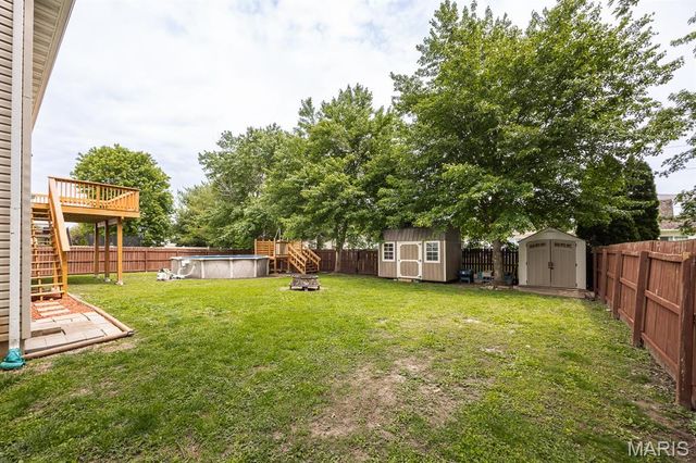 1156 Windshire Drive, Mascoutah, IL 62258