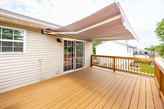 1156 Windshire Drive, Mascoutah, IL 62258