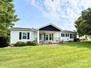 243 Riverwind Drive, Hendersonville, NC 28739