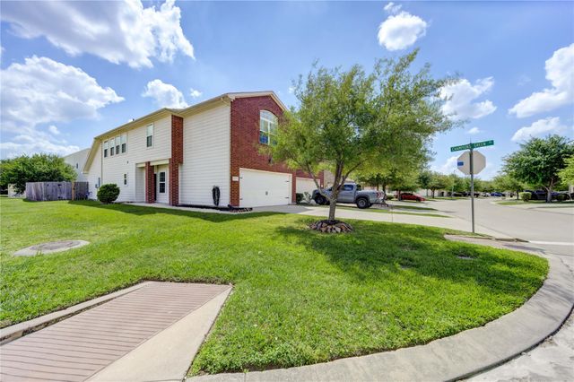 5103 Dartmoor Ridge Trail, Houston, TX 77066