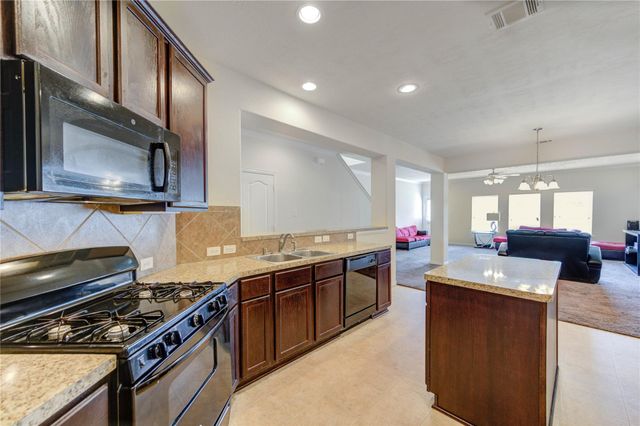 5103 Dartmoor Ridge Trail, Houston, TX 77066