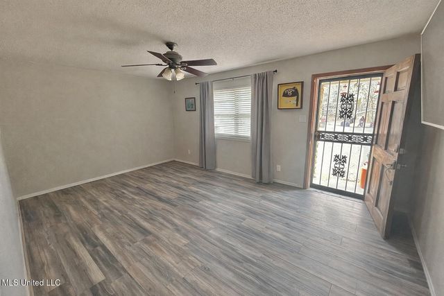 83 Sunset Acres Road, Holly Springs, MS 38635