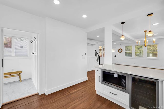 159 Rosewood Road, Kings Park, NY 11754