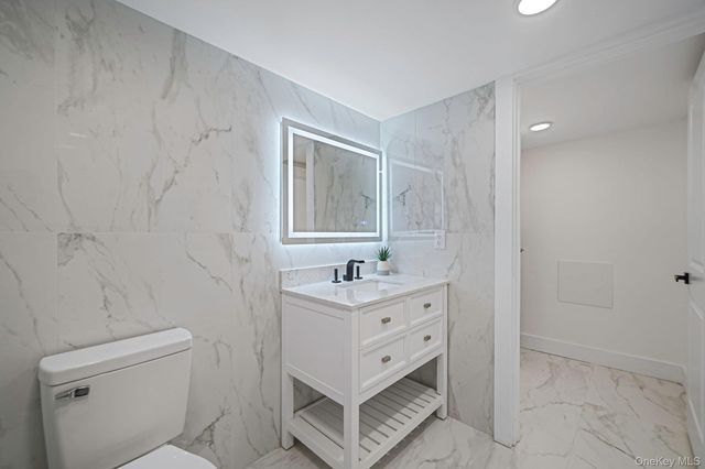 159 Rosewood Road, Kings Park, NY 11754
