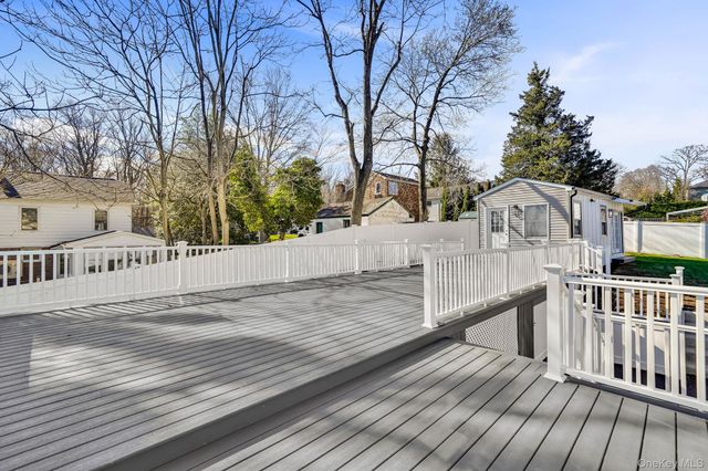 159 Rosewood Road, Kings Park, NY 11754