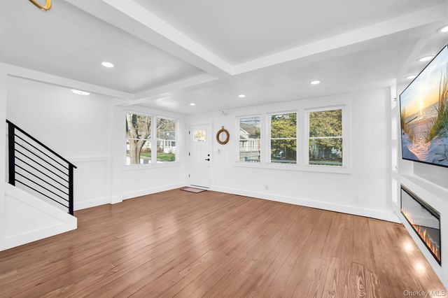 159 Rosewood Road, Kings Park, NY 11754