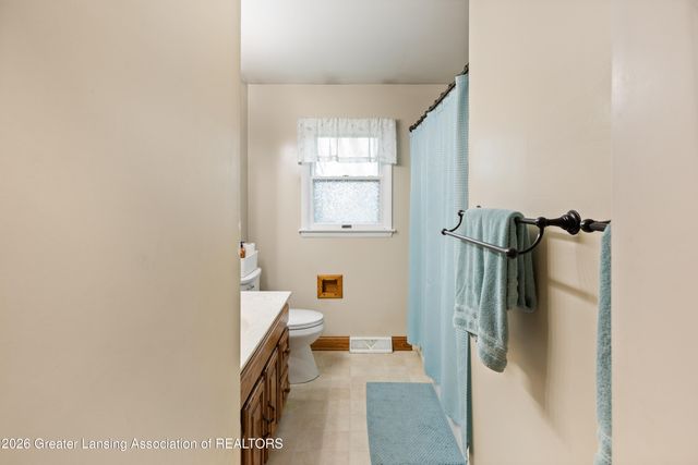 3701 Wilson Avenue, Lansing, MI 48906