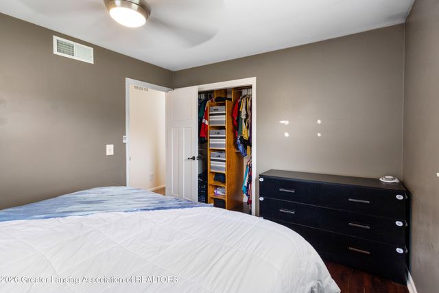 3701 Wilson Avenue, Lansing, MI 48906